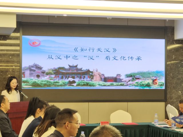 点击新窗口打开